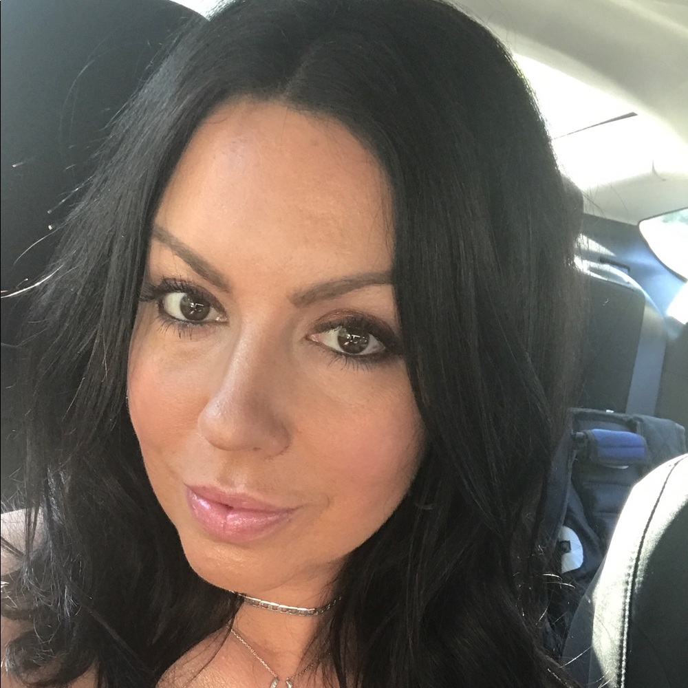 Meet your Posher, Jen